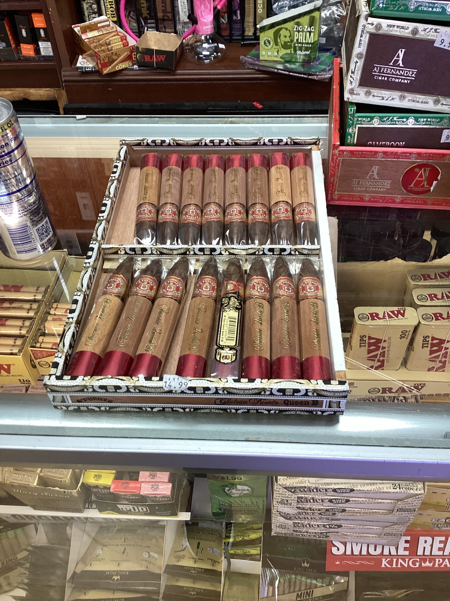 Arturo Fuente gran reserva chateau Fuente Queen B sun grown