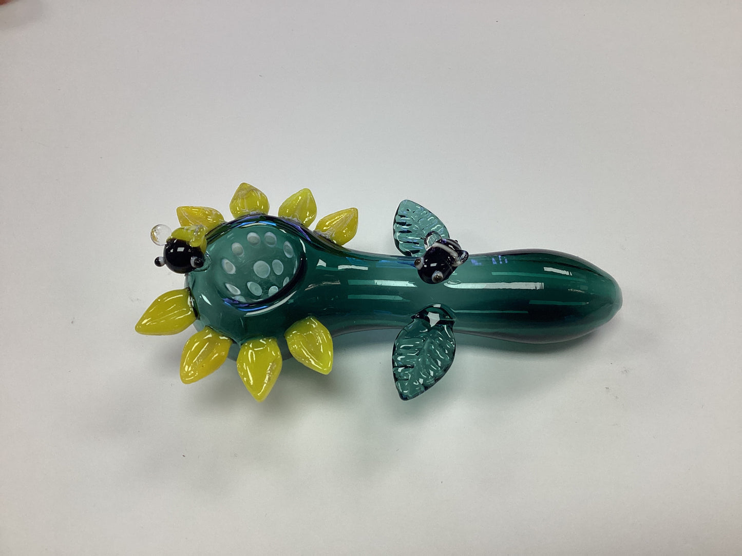 Honey Bee Hand Pipe